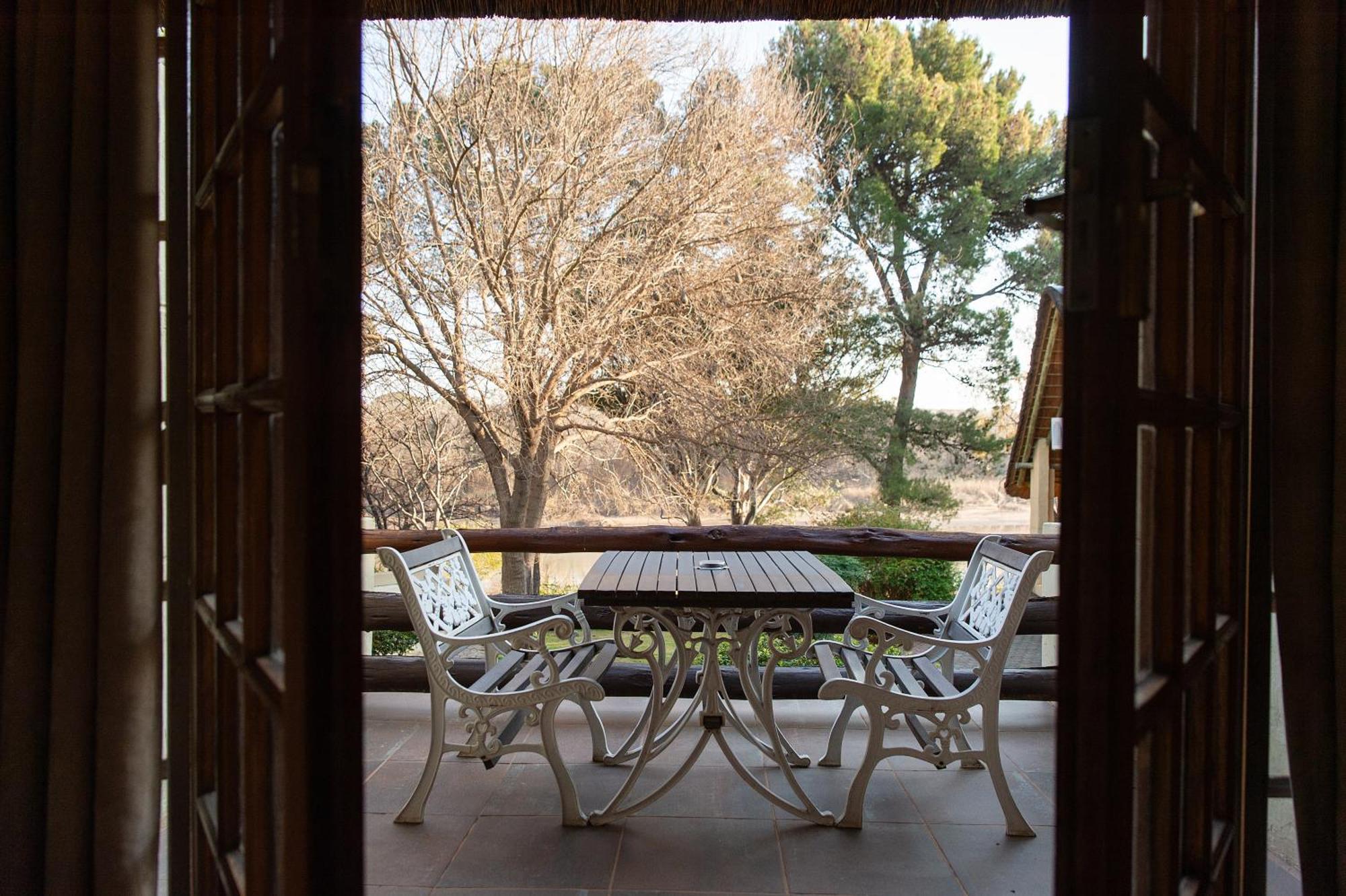 אליוואל נורת' Riverside Lodge & Conference Center מראה חיצוני תמונה