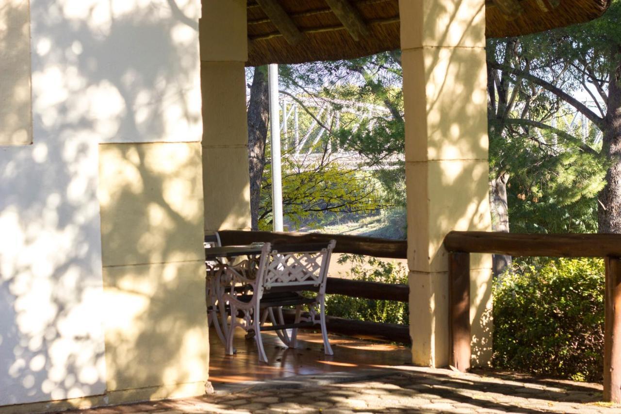 אליוואל נורת' Riverside Lodge & Conference Center מראה חיצוני תמונה